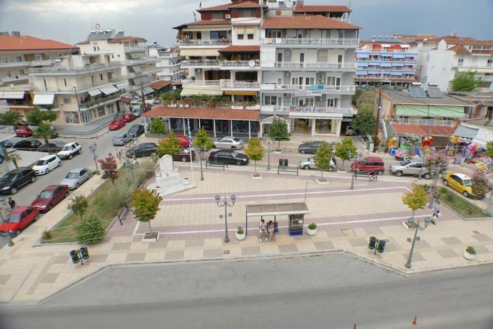 Adonis Apartments Paralía Esterno foto